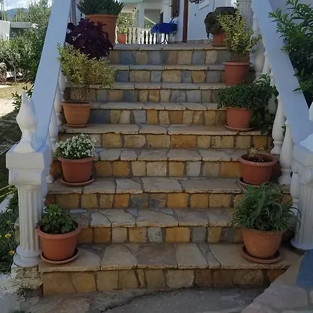 Guest house Juli Hasani Ksamil