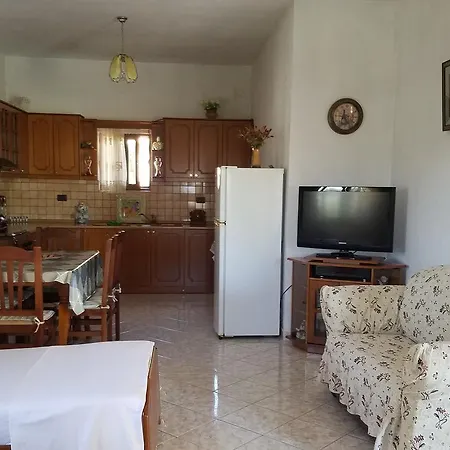 Guest house Juli Hasani