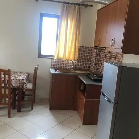 Juli Hasani Guest house Ksamil