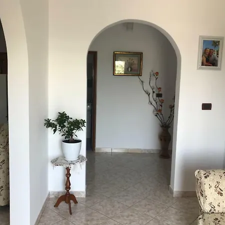 Juli Hasani Guest house Ksamil