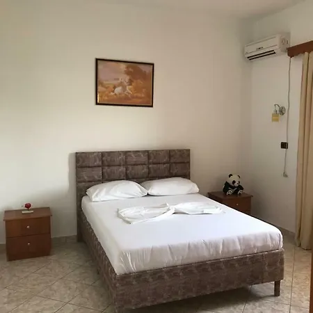 Guest house Juli Hasani *
