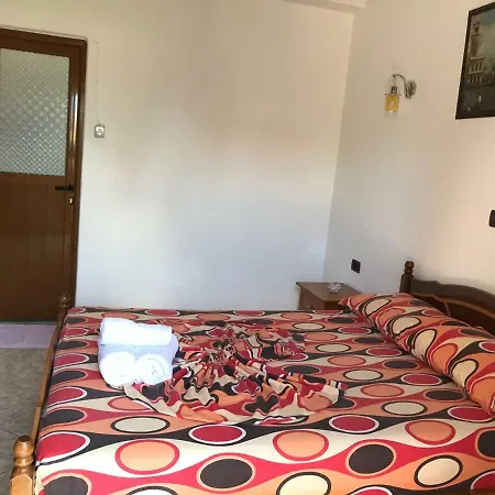 Guest house Juli Hasani *